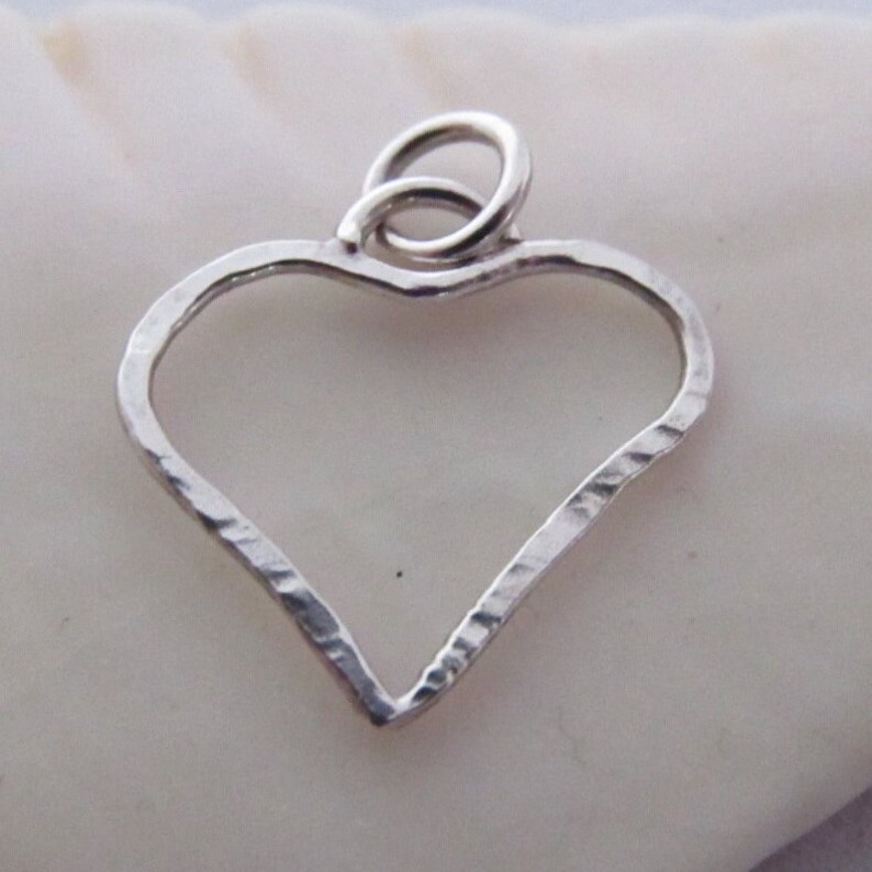 medium heart pendant, custom, gift, prom, love, necklace, wedding, friendship, memories, lovers, sterling siver, 1mm wire, lost, fondation, texture