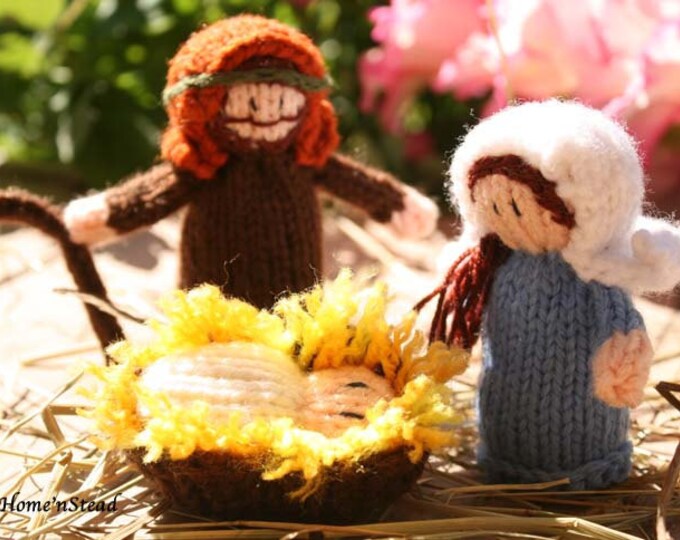 Knitted Christmas Nativity Set of Three Holy Family Stuffed Table