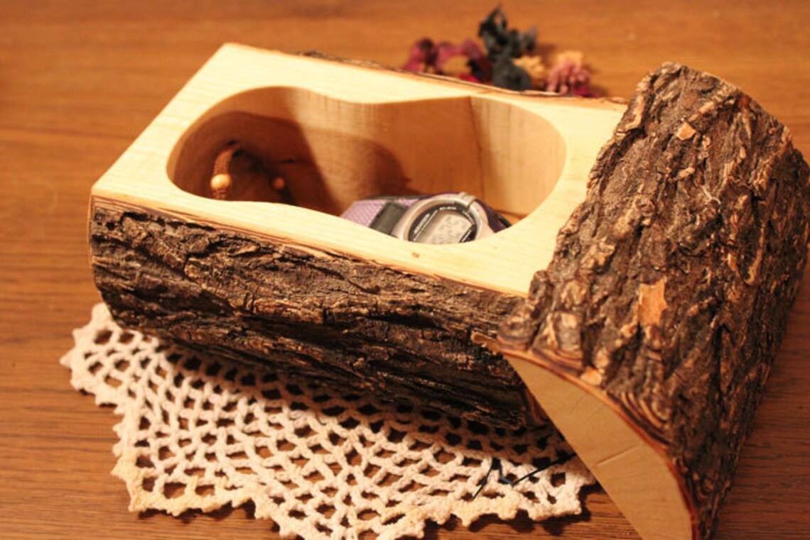 Rustic Log Jewelry Box Small Chest Band Saw Box Etsy