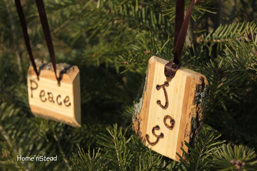 Rustic Country Christmas Ornament Set of 4 Hope, Love, Peace, Joy Primitive Holiday Home Decor