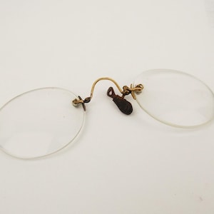 Antique Pince Nez Eyeglasses Shades Golden Rim w Clear Lens Steampunk