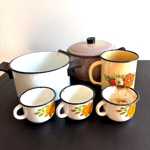 Vintage USSR Floral Enamelware Cookware Set, Retro Pots, Mugs, Cottagecore Kitchen Decor