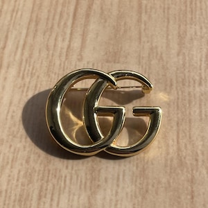 Rare Vintage Gift Brooch Gucci Gold Tone Good Condition