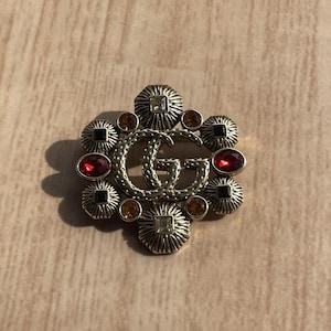Rare Vintage Gift Brooch Gucci Gold Tone With Stones Good Condition
