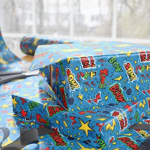 Comic Book Gift Wrapping Paper: Superhero Birthday Party Decor