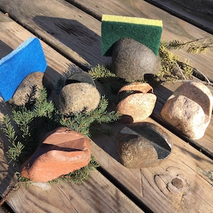 Rock Sponge Holder;  Sellers Choice;