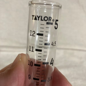 Replacement glass rain gauge vial image 2