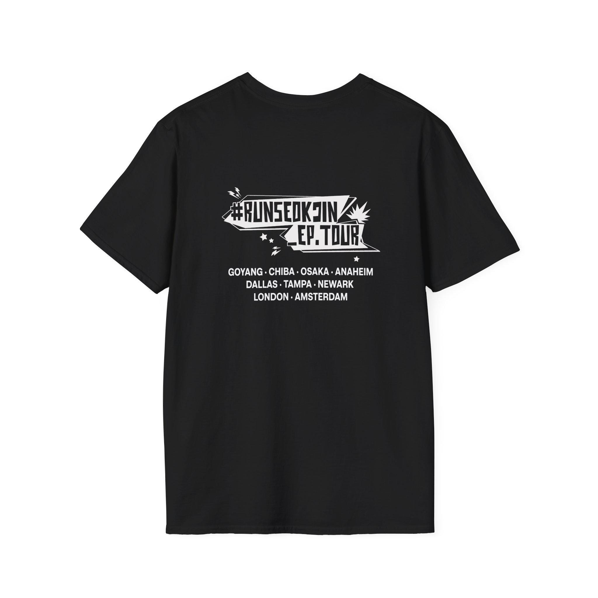 アイドル RUN SEOKJIN T-Shirt (Dark Grey) M Run Seokjin Tour Shirt – Beyond The Shirt