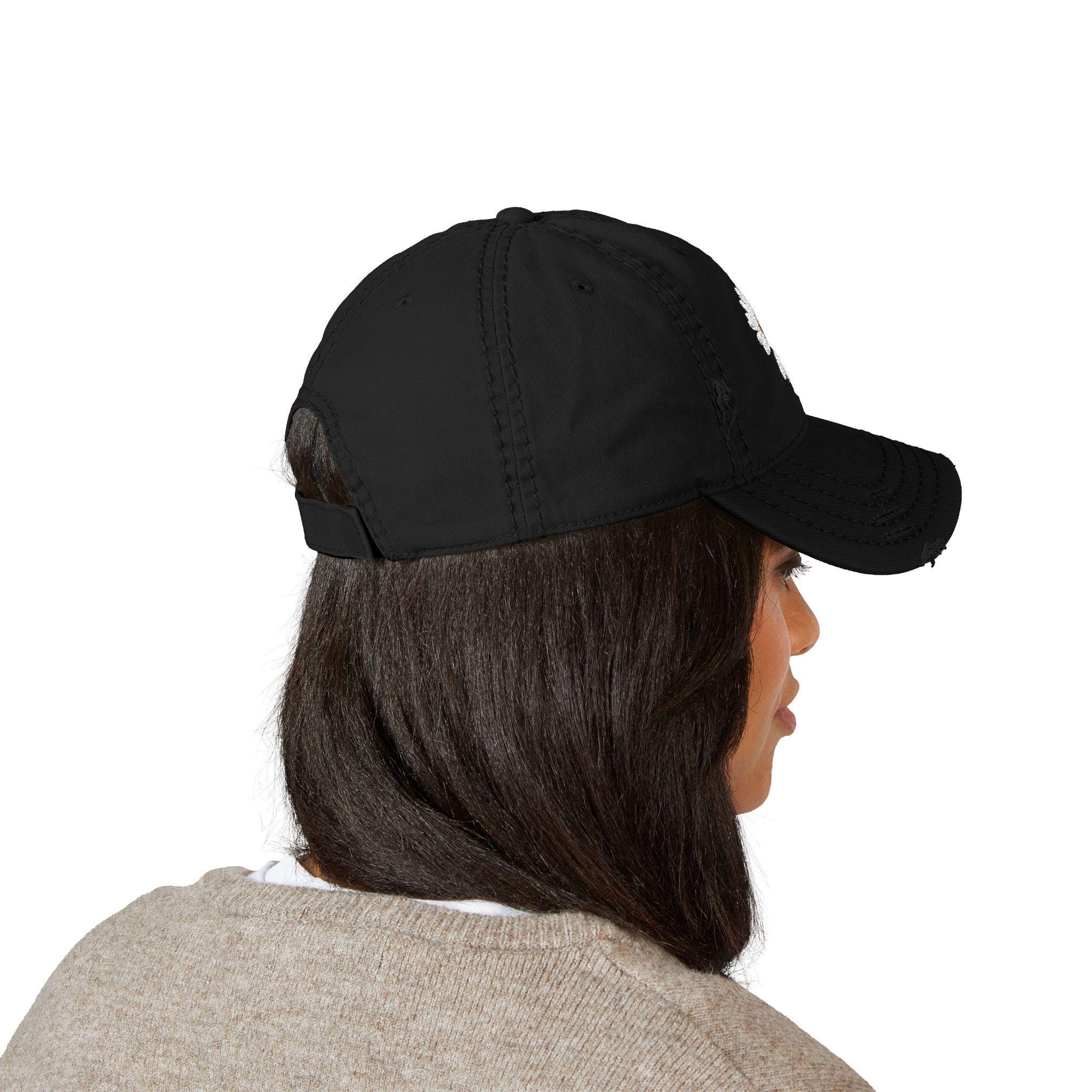 アイドル G-DRAGON Media Exhibition VINTAGE CAP G-dragon Distressed Style Hat, Smiley Face Daisy Embroidery