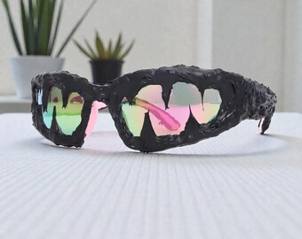 Stylish Shark Teeth Sunglasses, Pink Water Silver Small Frame