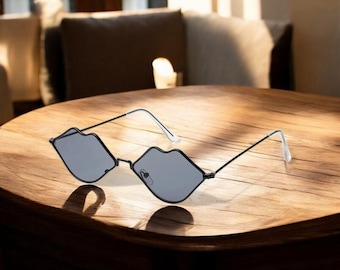 Funky Metal Frame Sunglasses, Sexy Hot Lips Shaped Party Sunglasses, Cosplay Shades, Fancy Dress Lips Glasses, Rave Accessories Gift for Her