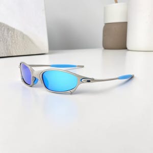 Biker Sunglasses for Men and Women, Sport Wrap Sunglasses, Red Mirror Lens Cycling Glasses, Unisex Outdoor Riding Shades, Outdoor Goggles Blue