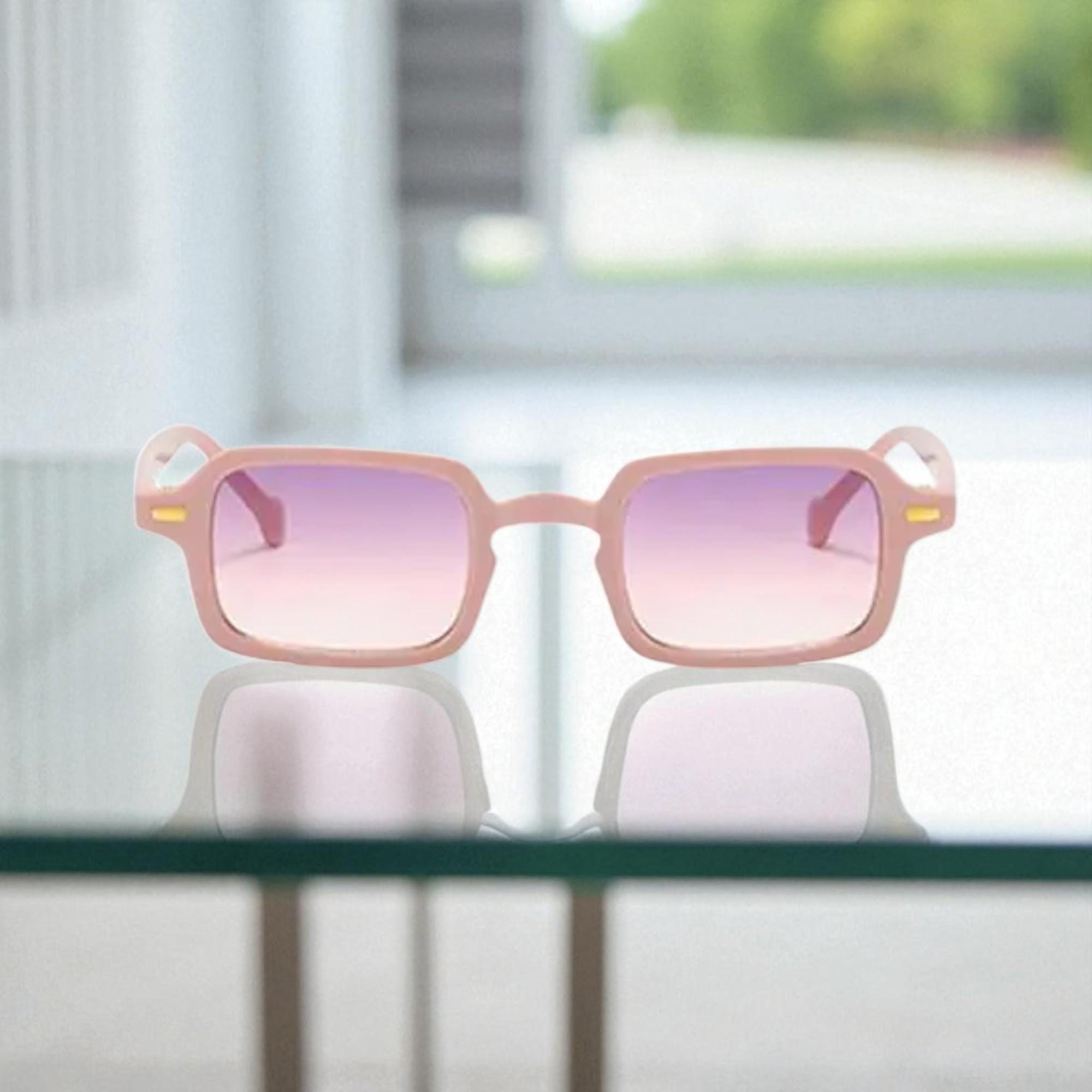 Yoshi Violet Rectangular Sunglasses - Pink Alien Pink Chrome Uni-Sex Rectangle Sunglasses | Le Specs main image 3