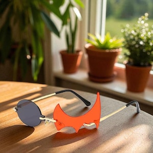 Funky Danganronpa-kostuumzonnebril, unieke leuke zonnebril Halloweencadeau, cool cosplaykostuum, festivalaccessoires, cadeau voor vriend