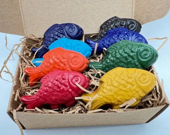 Fish CRAYONS -  Natural Crayons - Kid Gift - Eco Friendly Gift - Sustainable Toy - VEGAN - Handmade Fish Eco Soy Crayons