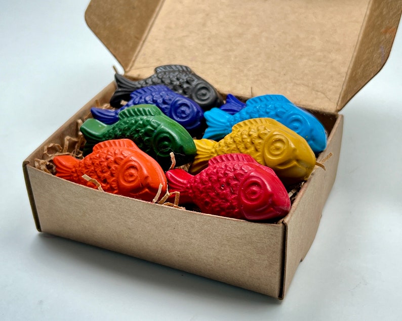 Fish Crayons Handcrafted with Natural Soy Wax Nature Gift for Kids image 2