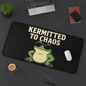 Kermitted to Chaos Funny Frog Mouse Pad, Smug Frog Desk Mat, Frog Lover Gift, Frog Art Office Decor, Amphibian Gaming Pad, Sarcastic Gift