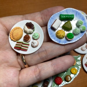 Miniature Singapore Traditional Nonya Kueh Mix Platter, Dollhouse Diner, Ang Ku Kueh, Clay Food, Doll Food Diner Food, Faux Food image 4