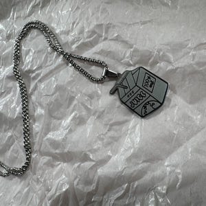 Juice WRLD Juice Box Collier 999 pendentif en acier inoxydable chaîne Rap inspiré Streetwear bijoux cadeau pour lui