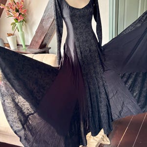 Beautiful vintage goth black dress