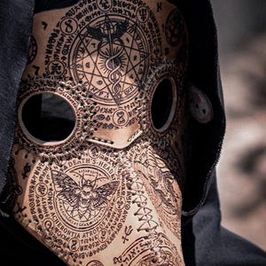 Plague Doctor Mask with Medieval Medicine and Alchemy Engraved, Costume for Collectors and Cosplay