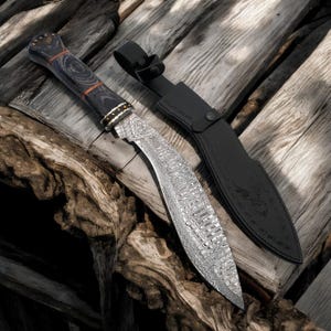Handmade Damascus Steel Kukri Knife: Exotic Wood Handle, Leather Sheath