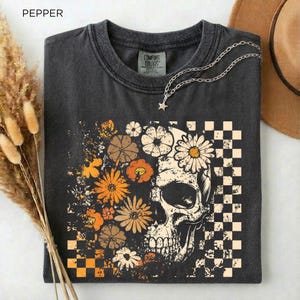 Boho Skull Graphic Tee, Vintage Grunge Comfort Colors Shirt, Retro Summerween Top, Cute Spooky Halloween Shirt, Summer Shirt