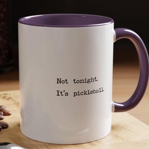 Rei do Pickleball para aniversário hoje à noite, copo de picles de qualidade para presente de aniversário, caneca de picles da moda, caneca divertida Dink Smash, amor de pai e mãe para aniversário