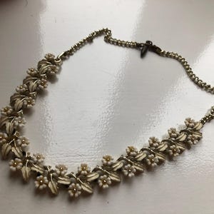 Antique vintage floral enamel 1930s necklace flowers ivory blossoms gold tone leaves natural white necklace collar necklace