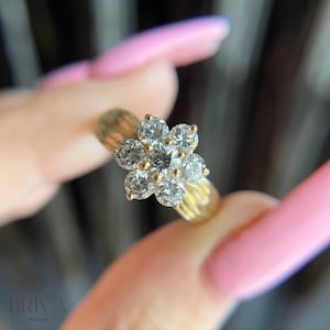 Anillo vintage de oro con flores / Anillo llamativo con racimo de diamantes / Anillo de compromiso floral único / Joyería nupcial / Anillo de cóctel