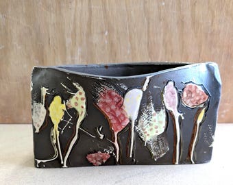Hand-Built Dried Flower Pocket Design