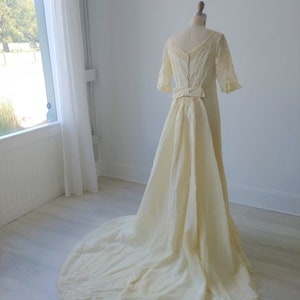 1950s wedding dress with train image 1