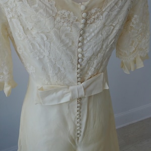 1950s wedding dress with train image 8