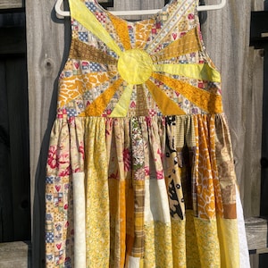 Robe patchwork à motif soleil, taille personnalisée : Tissus recyclés