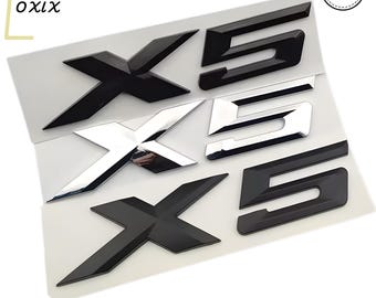 Naklejka na tylną klapę bagażnika z logo X5 w kolorze czarnym Akcesoria samochodowe