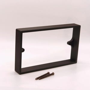 Separador de enchufes para paneles acústicos de pared / Negro / 20 mm / Módulo simple o doble Double