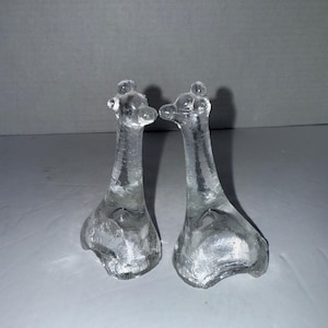Two Glass giraffes figurine statue collectibles
