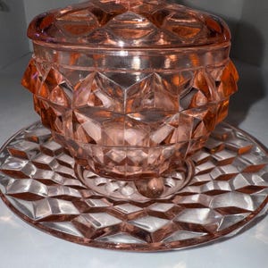 Vintage Jeannette Glass CUBE Cubist Pink 3-Footed Powder Jar with Lid & saucer!