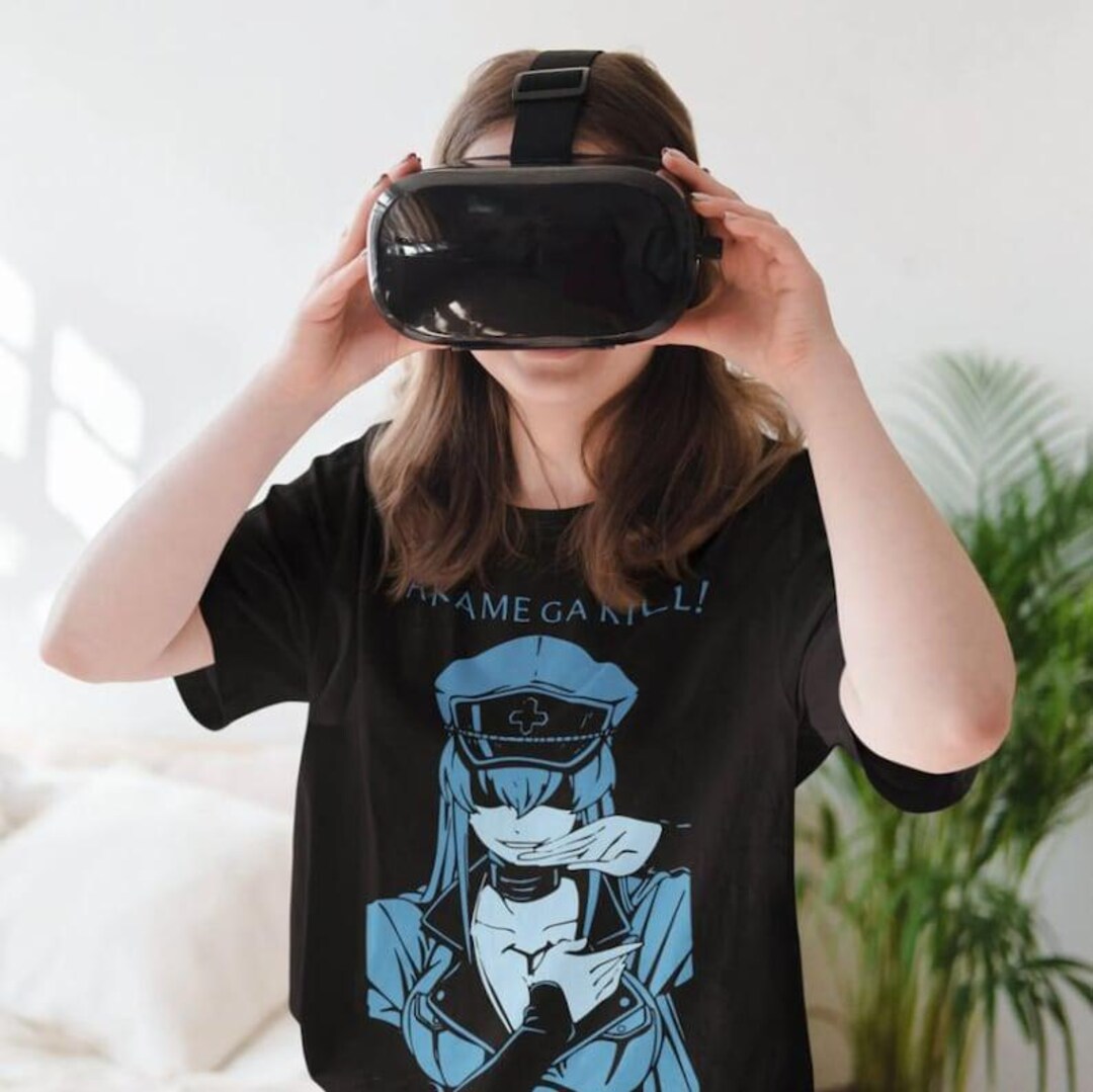 T-shirt Anime Akame Ga Kill Esdeath - Taille Unique - Unisexe Adulte - Neuf