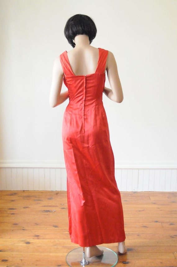 1950's RED Satin Gown Red Dress Hollywood in Lips… - image 4