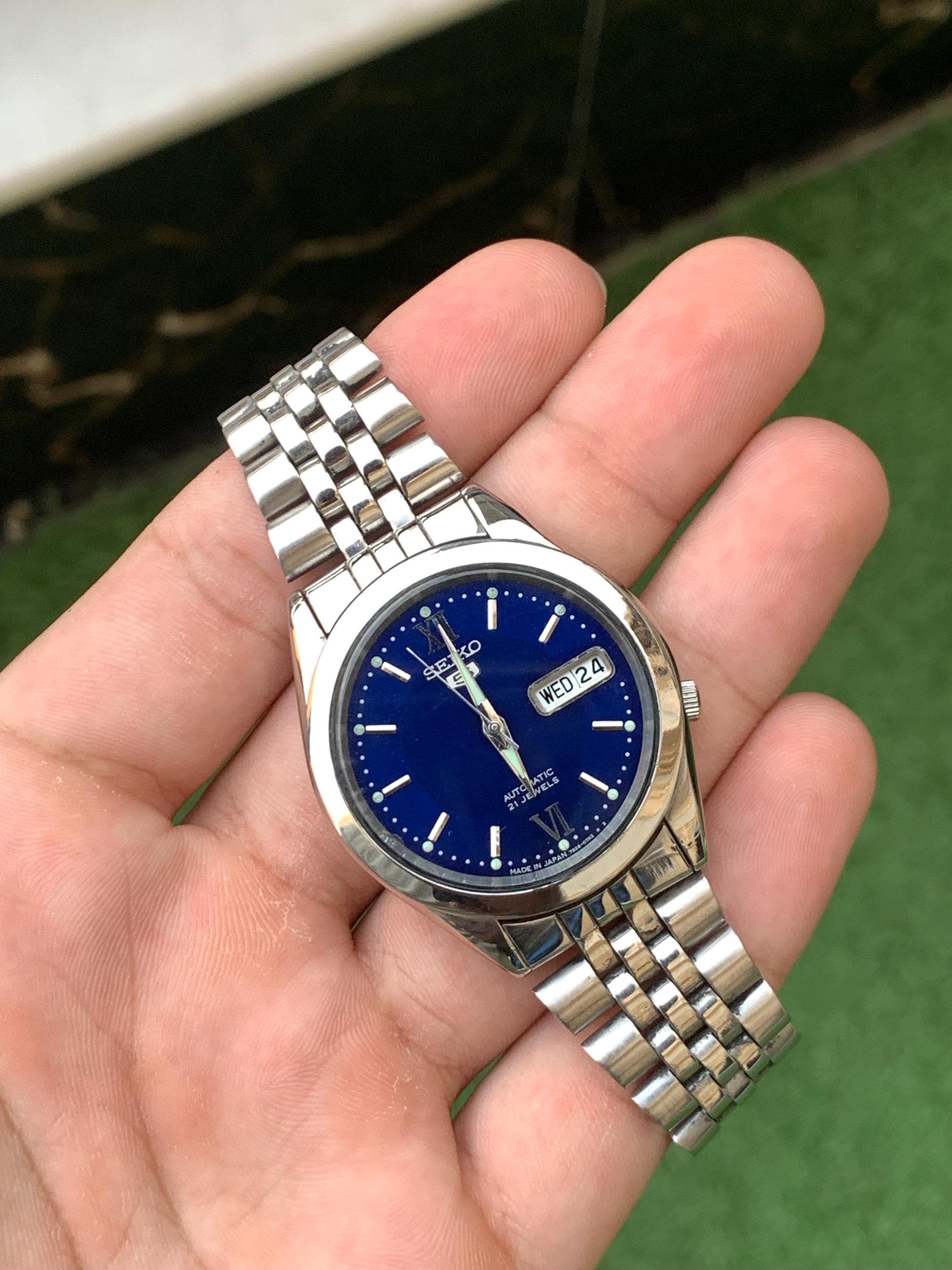 Seiko 5 Automatic Watch - Japan Made - Blue Dial - Jubilee