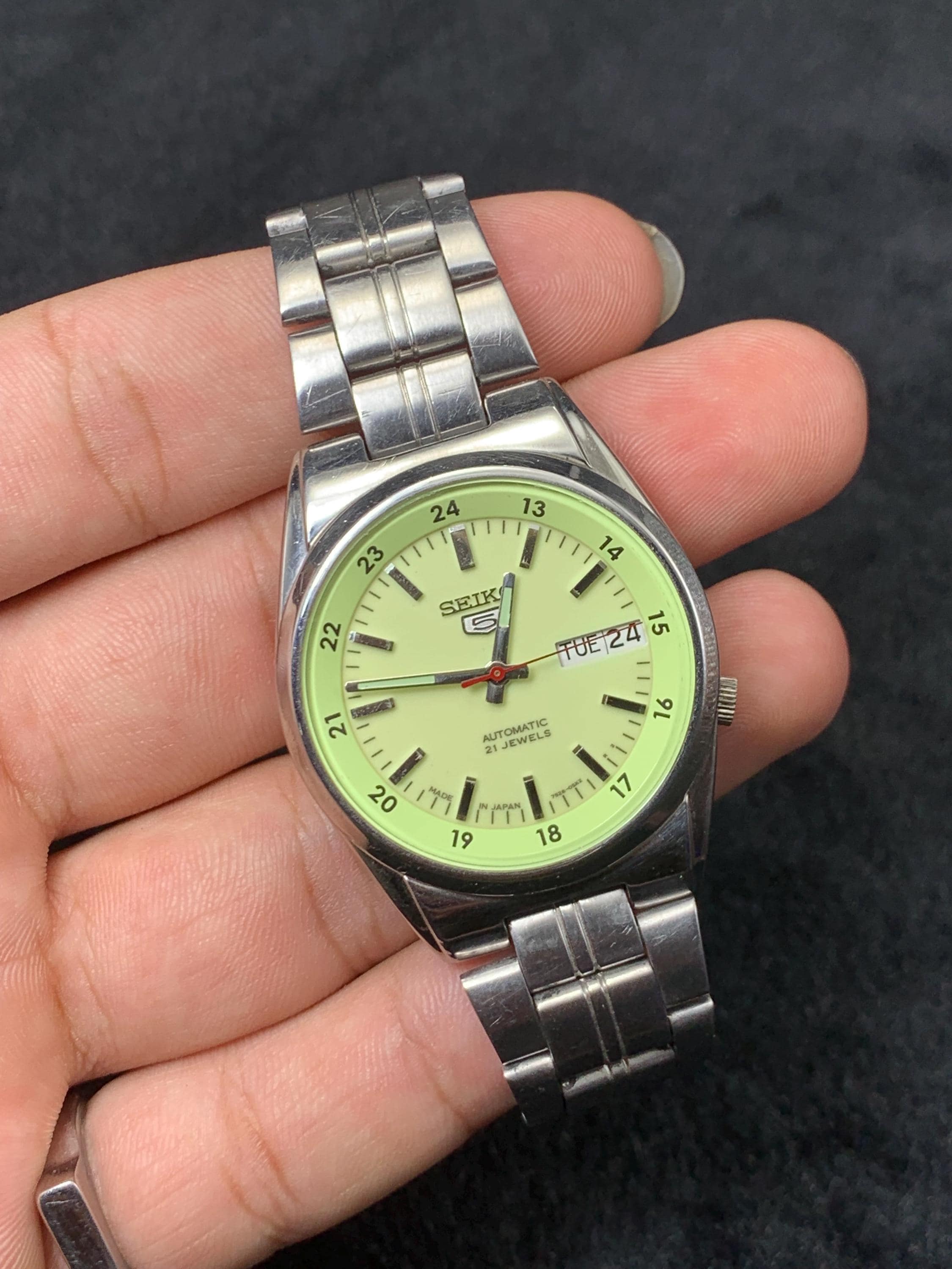 Vintage Seiko 5 Automatic Watch: Green Dial Japan Made - Etsy