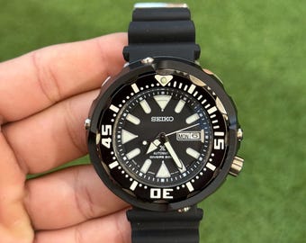 Seiko 5 Automatic Mod Watch: 870076 / 4R3605V0 A0 - Japan Made - Black Dial divers