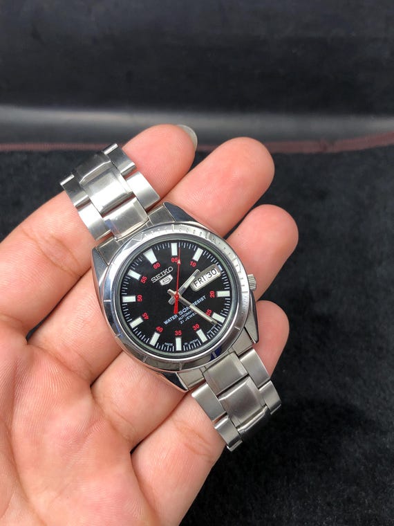 Vintage Seiko 5 Automatic Watch: Japan Made Day-date Display - Etsy