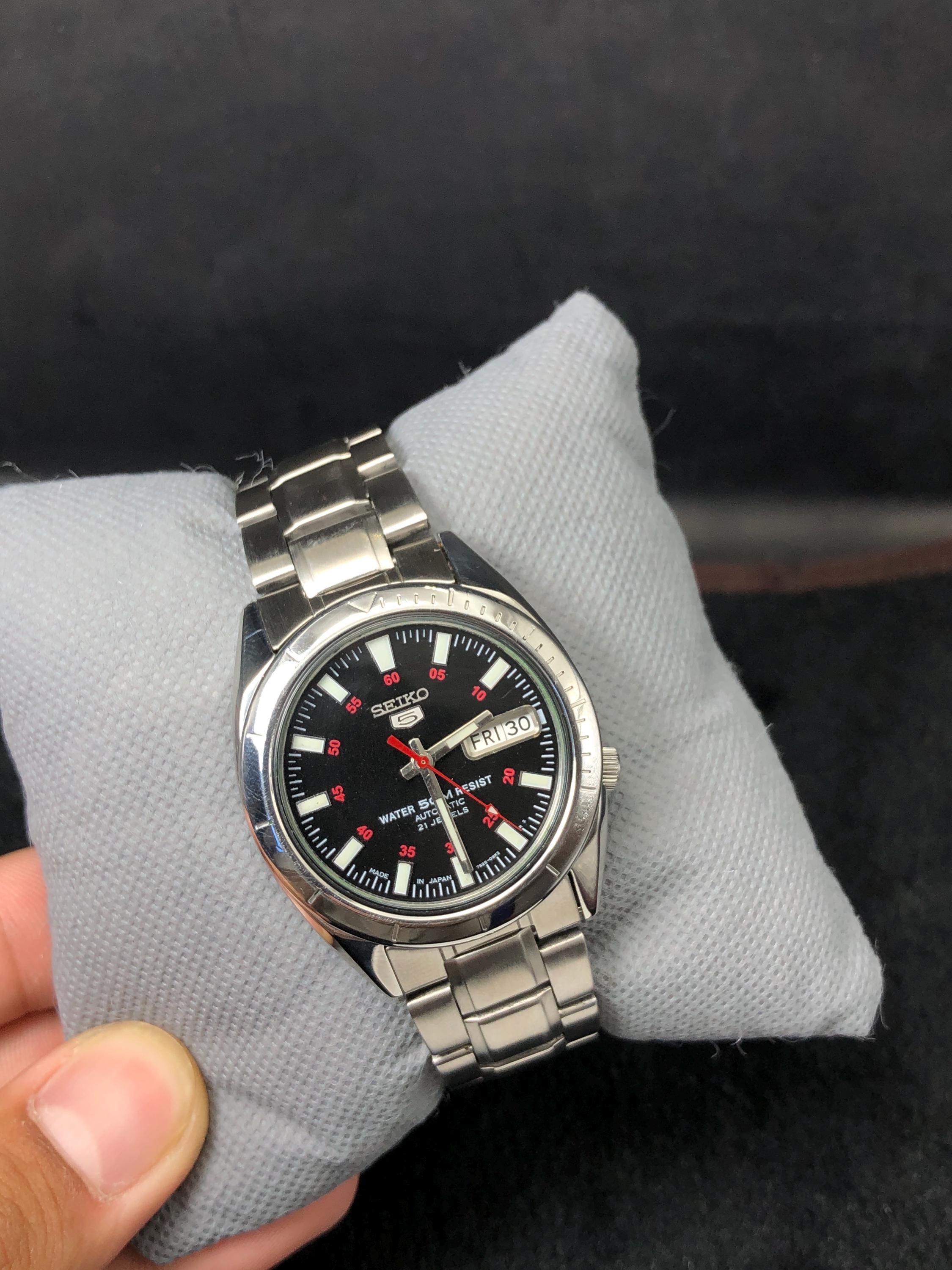 Vintage Seiko 5 Automatic Watch: Japan Made Day-date Display - Etsy