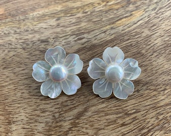 Mother of Pearl Flowers