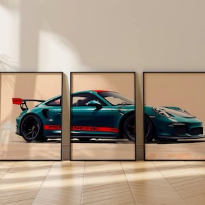 Peut inclure: Ensemble de trois impressions encadrées représentant une voiture de sport turquoise avec des détails rouges. La voiture a un aileron et des roues noires, sur fond beige clair.