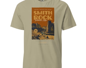 Smith Rock T Shirt Pacific Northwest Outdoor Shirt Hiking Graphic Tee Oregon Landmark Travel Souvenir Gift for Climbers