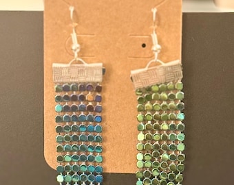 Iridescent Mesh
