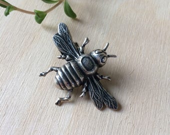 Handmade vintage style bumblebee barrette hair clip // gift idea for her // boho nature bug winged insect // spirit animal symbol